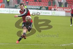 2. Bundesliga - Fußball - FC Ingolstadt 04 - SV Sandhausen - Pascal Groß (10, FCI) zeiht ab, drüber