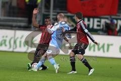 2. Bundesliga - Fußball - FC Ingolstadt 04 - TSV 1860 München - links Roger de Oliveira Bernardo (8, FCI), 11 Daniel Adlung, rechts Thomas Pledl (30, FCI)