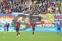 2. Bundesliga - FC Ingolstadt 04 - Eintracht Braunschweig - links Lukas Hinterseer (16) geht vom Spielfeld