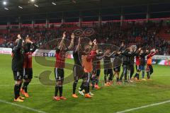 2. Bundesliga - Fußball - FC Ingolstadt 04 - Fortuna Düsseldorf - Sieg 3:2 Jubel Team feiert auf dem Platz HUMBA Tanz
