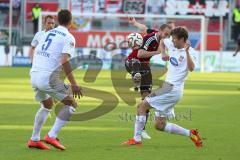 2. Bundesliga - FC Ingolstadt 04 - 1. FC Heidenheim - Moritz Hartmann (9) kommt nicht durch