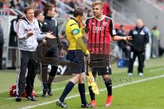 2. BL - Saison 2014/2015 - FC Ingolstadt 04 - FSV Frankfurt - Lukas Hinterseer (FC Ingolstadt 04) mit der Entscheidung des Linienrichter unzufrieden - Foto: Jürgen Meyer