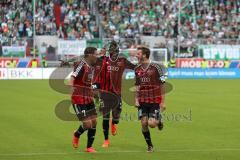 2. Bundesliga -  Saison 2014/2015 - FC Ingolstadt 04 - SpVgg Greuther Fürth - Pascal Groß (10) zieht ab, Tor zum 2:0 Jubel links Mathew Leckie (7) und mitte Danny da Costa (21)