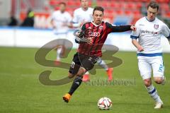 2. Bundesliga - Fußball - FC Ingolstadt 04 - FSV Frankfurt - Thomas Pledl (30, FCI) Angriff, rechts Hanno Balitsch (FSV)