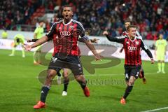 2. Bundesliga - Fußball - FC Ingolstadt 04 - Fortuna Düsseldorf - mitte Marvin Matip (34, FCI) köpft in der letzten Minute zum Sieg 3:2 Tor Jubel, Stefan Lex (14, FCI) und hinten Andre Mijatović (4, FCI)