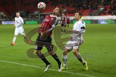 2. BL - FC Ingolstadt 04 - FC St. Pauli - Ecke Kopfball Lukas Hinterseer (16) daneben Sören Gonther (P)