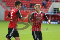 2. Bundesliga -  Saison 2014/2015 - FC Ingolstadt 04 - SpVgg Greuther Fürth - Tor Jubel Benjamin Hübner (5) und Lukas Hinterseer (16)