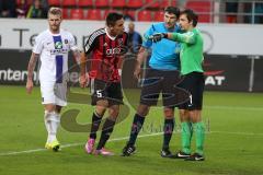 2. Bundesliga - FC Ingolstadt 04 - Erzgebirge Aue - Disput zwischen Schiedsrichter Markus Wingenbach und Aue Torwart Martin Männel, mit dabei Benjamin Hübner (5)