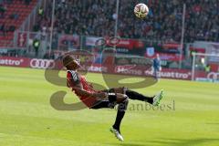 2. BL - Saison 2014/2015 - FC Ingolstadt 04 - Karlsruher SC - Roger de Oliveira Bernardo (#8 FC Ingolstadt 04) mit Fallrückzieher -