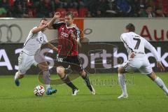 2. BL - FC Ingolstadt 04 - FC St. Pauli - mitte Lukas Hinterseer (16) rechts Dennis Daube