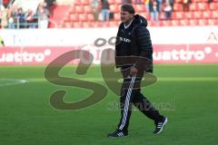 2. Bundesliga - FC Ingolstadt 04 - 1. FC Heidenheim - Spiel ist aus, Sieg Spitzenreiter Jubel mit den Fans, Cheftrainer Ralph Hasenhüttl lässt sich feiern, Tränen in den Augen