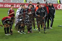 2. BL - FC Ingolstadt 04 - 1. FC Kaiserslautern - Die Mannschaft jubel vor den Fans Marvin Matip (34) Benjamin Hübner (5) Alfredo Morales (6) rechst Torschütze Lukas Hinterseer (16)