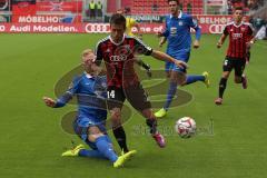 2. Bundesliga - FC Ingolstadt 04 - Eintracht Braunschweig - Stefan Lex (14) Zweikampf links Decarli