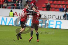 2. Bundesliga - FC Ingolstadt 04 - VfL Bochum - Tor zum 3:0 durch Mathew Leckie (7), Jubel mit Pascal Groß (10)