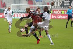 2. Bundesliga - Fußball - FC Ingolstadt 04 - SV Sandhausen - Moritz Hartmann (9, FCI) und rechts Seyi Olajengbesi