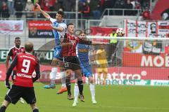 2. Bundesliga - FC Ingolstadt 04 - VfL Bochum - Kopfballduell links Anthony Losilla (VfL9 und rechts Robert Bauer (23)