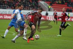 2. Bundesliga - FC Ingolstadt 04 - VfL Bochum - rechts am Ball Mathew Leckie (7) und links (VfL) Patrick Fabian