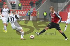 2. Bundesliga - Fußball - FC Ingolstadt 04 - SV Sandhausen - Stefan Kulovits und rechts Lukas Hinterseer (16, FCI)