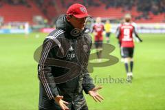 2. BL - FC Ingolstadt 04 - FC St. Pauli - Tor Jubel Co-Trainer Michael Henke