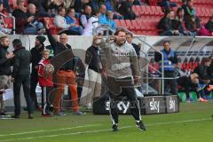 2. Bundesliga - FC Ingolstadt 04 - Eintracht Braunschweig - Spiel ist aus Sieg Jubel bei Cheftrainer Ralph Hasenhüttl und hinten Vorsitzender des Vorstandes Peter Jackwerth