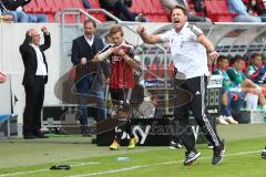 2. Bundesliga -  Saison 2014/2015 - FC Ingolstadt 04 - SpVgg Greuther Fürth - Spiel ist aus Sieg 2:0, Cheftrainer Ralph Hasenhüttl jubelt