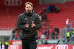 2. Bundesliga - Fußball - FC Ingolstadt 04 - FSV Frankfurt - Cheftrainer Ralph Hasenhüttl (FCI) nach dem Spiel Sieg Freude