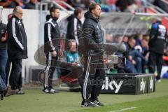2. Bundesliga - Fußball - FC Ingolstadt 04 - FSV Frankfurt - Cheftrainer Ralph Hasenhüttl (FCI) wartet auf den Schlußpfiff Sieg 2:0 Jubel