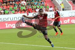 2. Bundesliga - FC Ingolstadt 04 - SV Darmstadt 98 - Roger de Oliveira Bernardo (8) zu spät am Tor