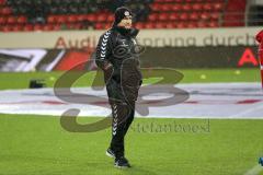 2. BL - FC Ingolstadt 04 - FC St. Pauli - St. Pauli Trainer neu Ewald Lienen vor dem Spiel