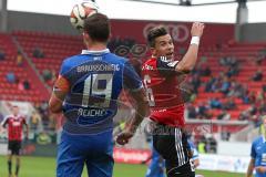 2. Bundesliga - FC Ingolstadt 04 - Eintracht Braunschweig - Kopfballduell Alfredo Morales (6) und 19 Ken Reichel (EB)