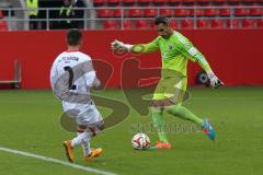 2. Bundesliga - FC Ingolstadt 04 - 1. FC Union Berlin - links Torwart Ramazan Özcan (1) rettet den Ball vor Christopher Quirin