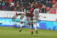 2. Bundesliga - Fußball - FC Ingolstadt 04 - SV Sandhausen - Moritz Hartmann (9, FCI) Luftkampf mit Florian Hübner SV