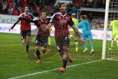 2. Bundesliga - Fußball - FC Ingolstadt 04 - Fortuna Düsseldorf - mitte Marvin Matip (34, FCI) köpft in der letzten Minute zum Sieg 3:2 Tor Jubel, Stefan Lex (14, FCI) und hinten Andre Mijatović (4, FCI)