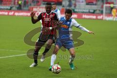 2. Bundesliga - FC Ingolstadt 04 - VfL Bochum - rechts Angriff zum Tor Roger de Oliveira Bernardo (8) rechts stört Tasaka Yusuke (VfL)