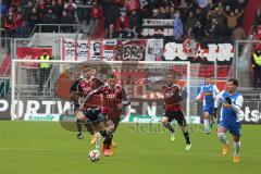 2. Bundesliga - FC Ingolstadt 04 - VfL Bochum - Startet zum Angriff mitte Mathew Leckie (7), hinter ihm Lukas Hinterseer (16) und Moritz Hartmann (9)