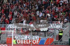 2. Bundesliga - Fußball - FC Ingolstadt 04 - RB Leipzig - Fans Choreographie Spruchband für den scheidenden Karl-Heinz Lappe (25, FCI) im ausverkauften Stadion Audi Sportpark,