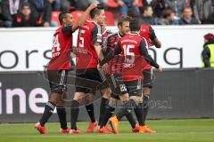 2. Bundesliga - Fußball - FC Ingolstadt 04 - FSV Frankfurt - Tor Jubel 1:0 Ingollstadt Torschütze links Benjamin Hübner (5, FCI) mit Lukas Hinterseer (16, FCI) Marvin Matip (34, FCI) packt ihn an den Haaren