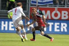 2. Bundesliga - Fußball - FC Ingolstadt 04 - RB Leipzig - Yussuf Poulsen (Leipzig 9) und Konstantin Engel (20, FCI)