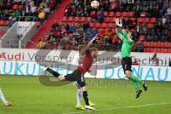 2. Bundesliga - FC Ingolstadt 04 - Erzgebirge Aue - Moritz Hartmann (9) schitert an Torwart Martin Männel