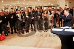 FC Ingolstadt Sponsorentreffen im Westpark bei Modehaus Wöhrl und Restaurant Vapiano  - Geschäftsführer FC Ingolstadt 04 Franz Spitzauer -  Foto: Jürgen Meyer