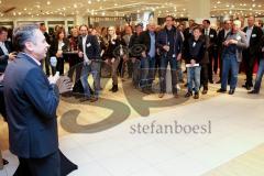 FC Ingolstadt Sponsorentreffen im Westpark bei Modehaus Wöhrl und Restaurant Vapiano  - Geschäftsführer FC Ingolstadt 04 Franz Spitzauer -  Foto: Jürgen Meyer