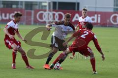 2. Bundesliga - Testspiel - FC Ingolstadt 04 - SpVgg Unterhaching - 2:1 - Mitte Lukas Hinterseer (16) gegen rechts Jonas Hummels