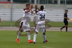 2. Bundesliga - Testspiel - FC Ingolstadt 04 - VfB Stuttgart II - Saison 2014/2015 - Lukas Hinterseer (16) flankt vor dem Stuttgarter Torwart zu Marvin Matip (34) der zum 3:0 Tor köpft, Jubel