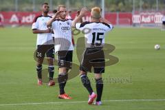 2. Bundesliga - Testspiel - FC Ingolstadt 04 - SpVgg Unterhaching - 2:1 - Danilo Soares Teodoro (15) bedankt sich bei Moritz Hartmann (9) für die Flanke