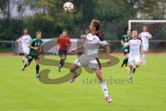 2. Bundesliga - Testspiel - FC Ingolstadt 04 - Wacker Innsbruck - 2:1 - Julian Günther-Schmidt (31) springt der Ball vom Fuß