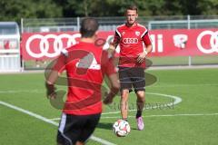 2. Bundesliga -  Saison 2014/2015 - FC Ingolstadt 04 - Neuzugang Tomas Pekhart (11) im Training, Zusammenspiel mit Mathew Leckie (7)