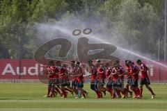 2. Bundesliga - FC Ingolstadt 04 - Saison 2014/2015 - Auftakttraining - Warmlaufen