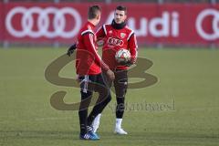 2. Bundesliga - Fußball - FC Ingolstadt 04 - Training - rechts Mathew Leckie (7, FCI) und links Lukas Hinterseer (16, FCI)