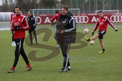 2. Bundesliga - FC Ingolstadt 04 - Saison 2014/2015 - Trainingsauftakt nach der Winterpause - gut gelaunt Cheftrainer Ralph Hasenhüttl