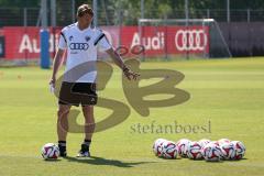 2. Bundesliga - FC Ingolstadt 04 - Saison 2014/2015 - Auftakttraining - Cheftrainer Ralph Hasenhüttl
